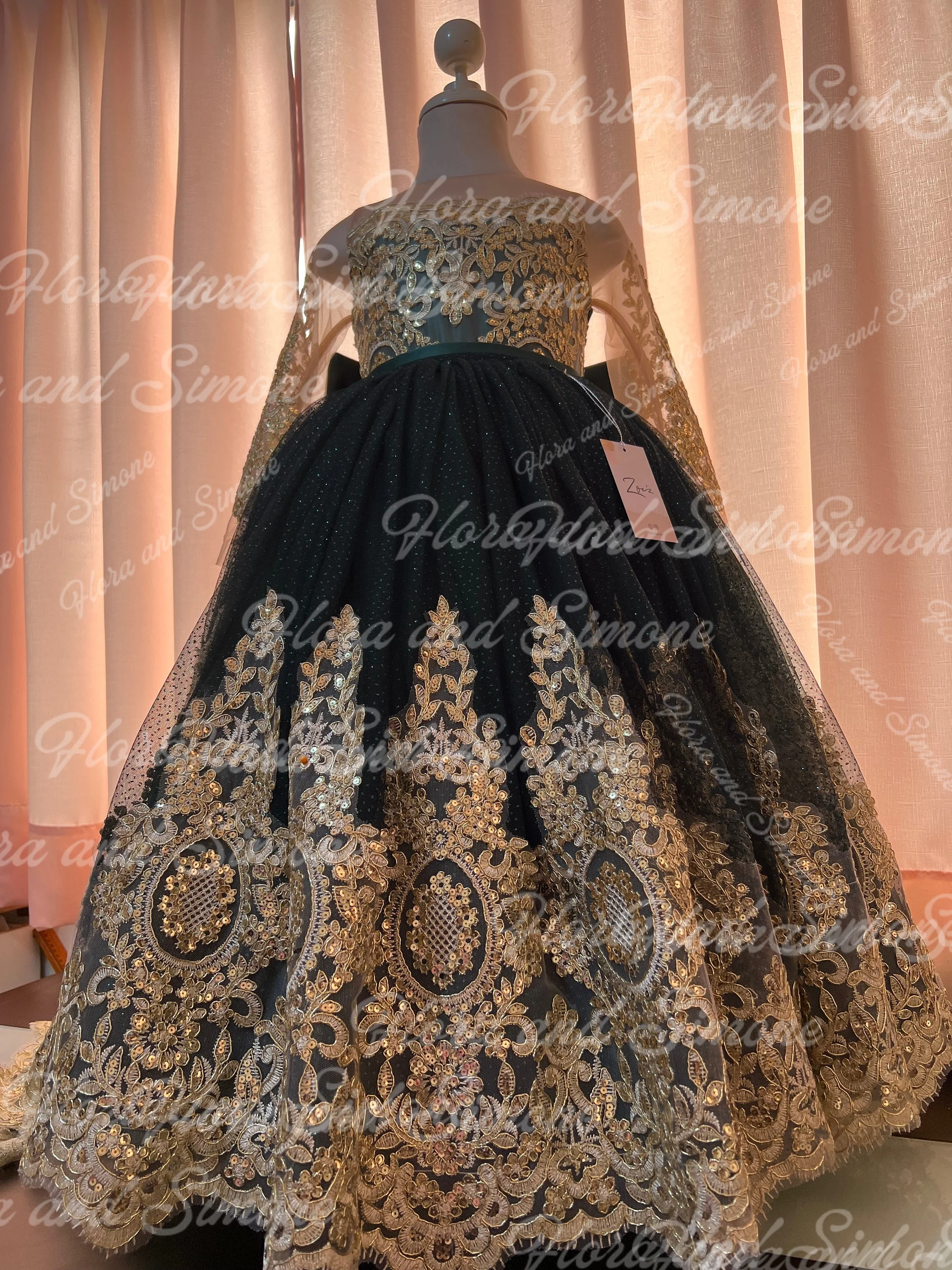 customized  Gorgeous Green Flower Girls Dress Wedding Dresses Gold Appliques Kids Birthday Party Dresses Evening Gowns Parties