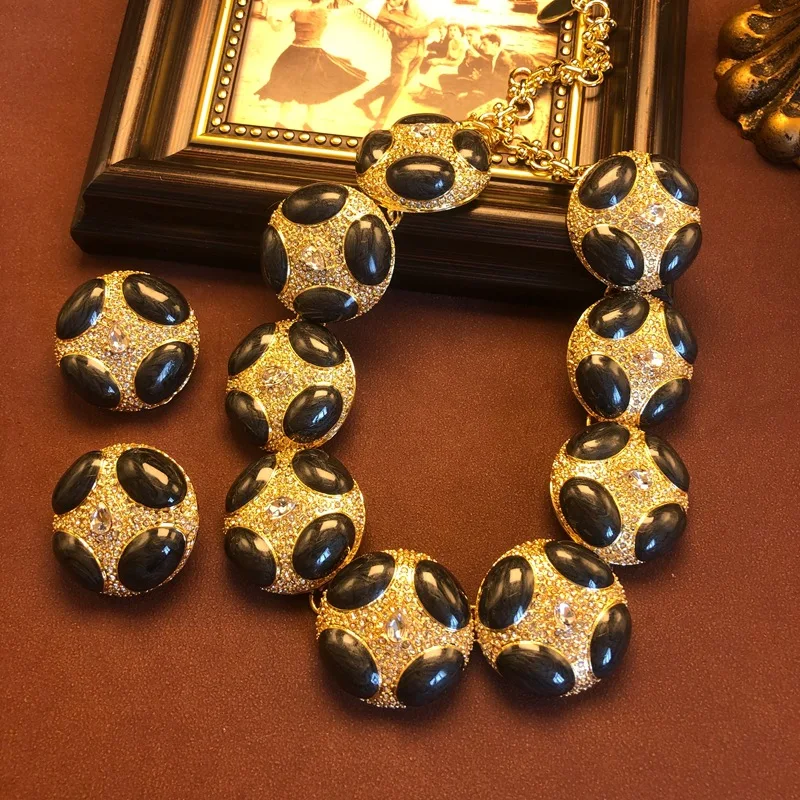 

STATEMENT jewelry versatile exquisite enamel glaze design necklace earrings jewelry diamond-encrusted fashion