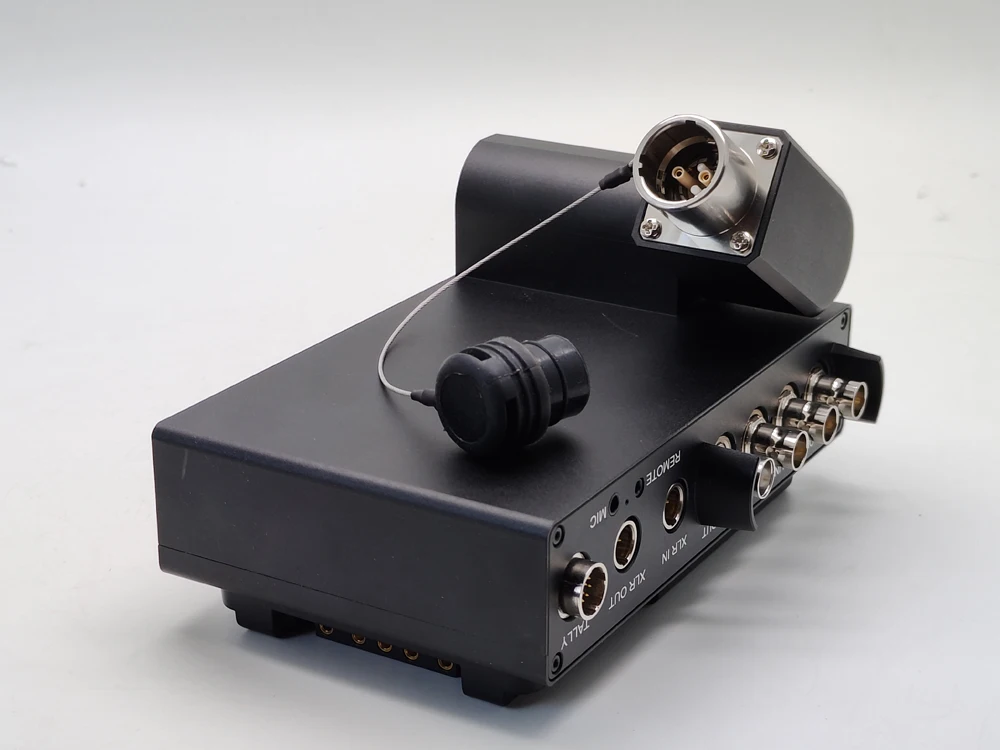 

4K EFP to Fiber Converter with XLR Audio and Tally Functions