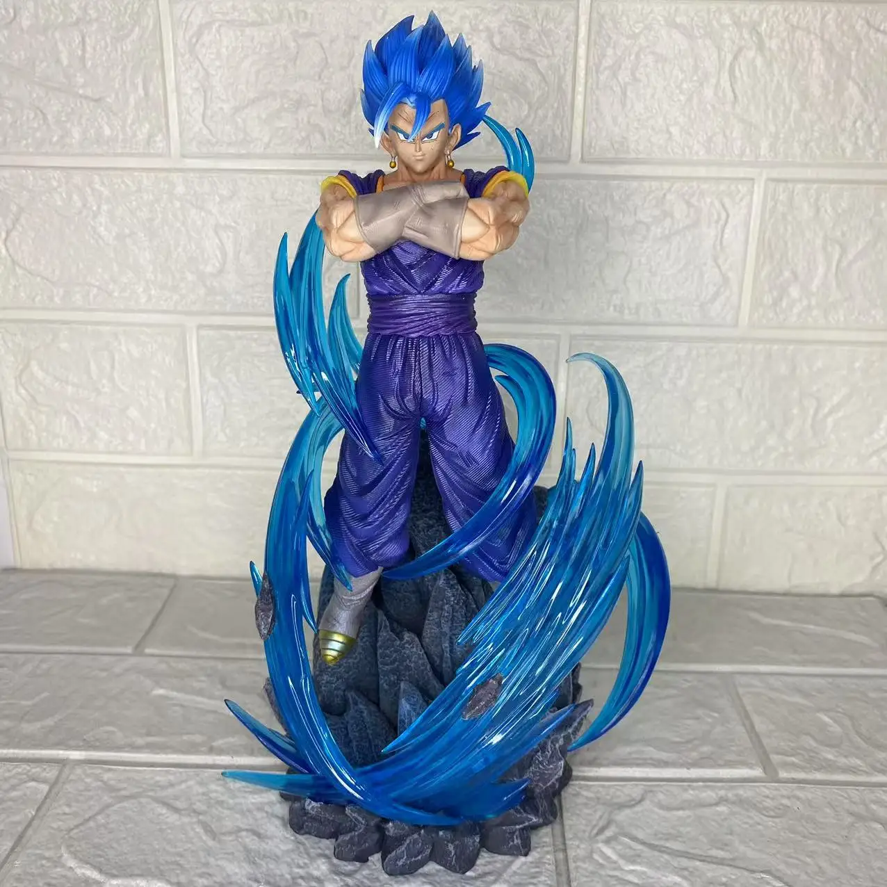 

Dragon Ball Z Anime Super Saiyan Vegito Figure Model PVC Collection Statue Boy Birthday Toy Gift Doll Desktop Decoration