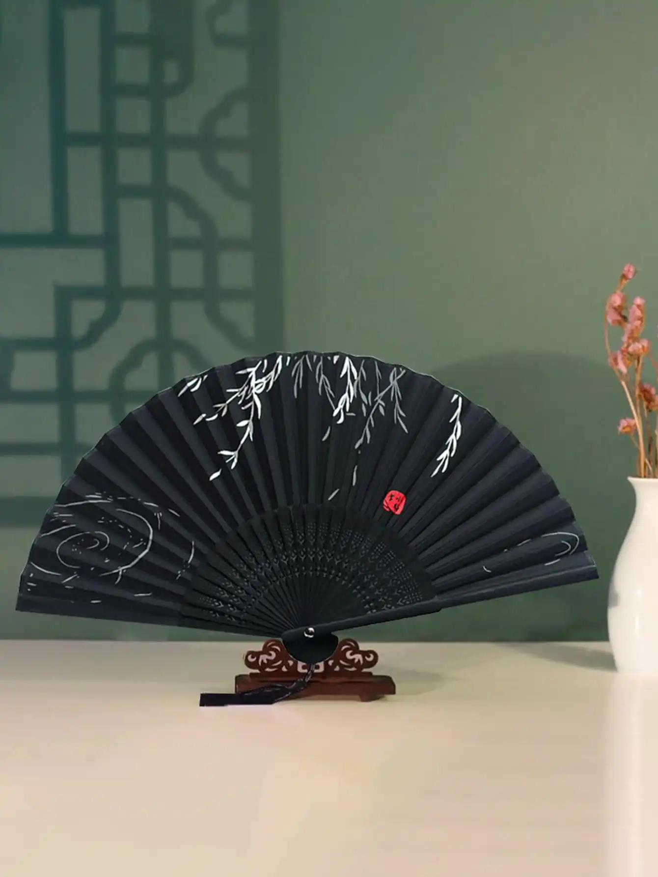 Chinese Style Black Vintage Hand Fan Folding Fan Chinese Dance Party Folding Fan