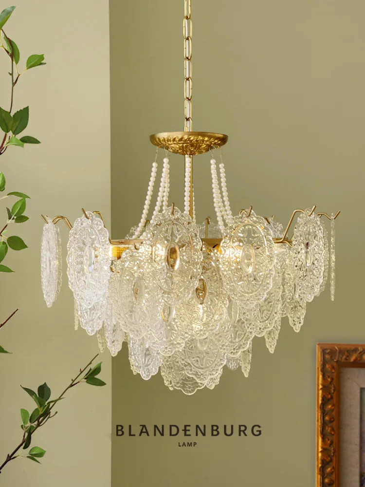 Schlafzimmer, französisches Licht, luxuriöses, minimalistisches, kreatives Kunstmodedesign, Hauptlicht aus Sonnenblumenkristall für das Zimmer