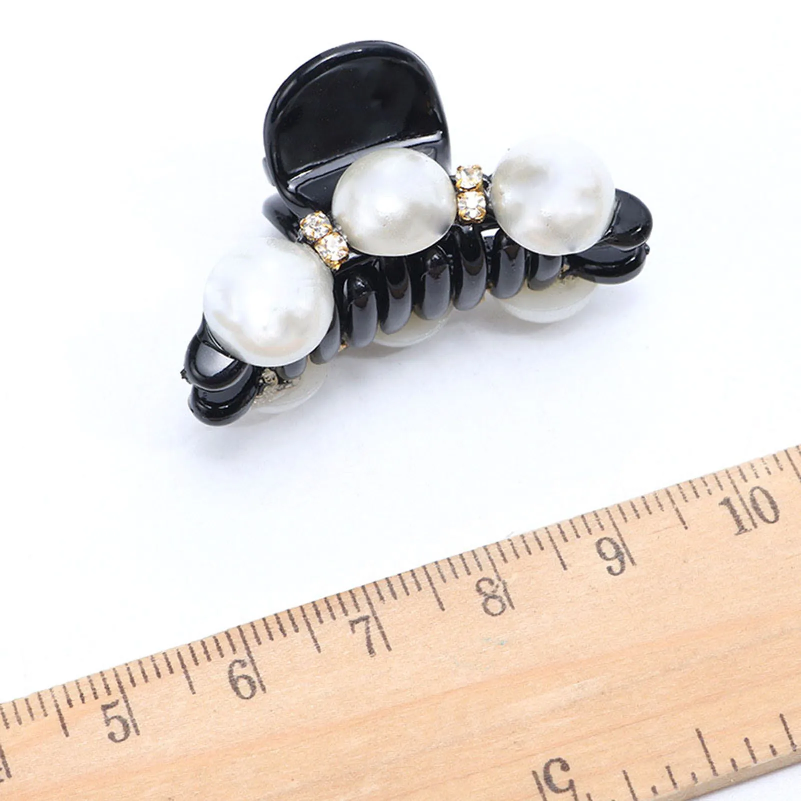 Women's Summer Pearl Claw Hairclip All- Easily Wear Hairclip for Thick or Thin Hair Straight or Curly Hair