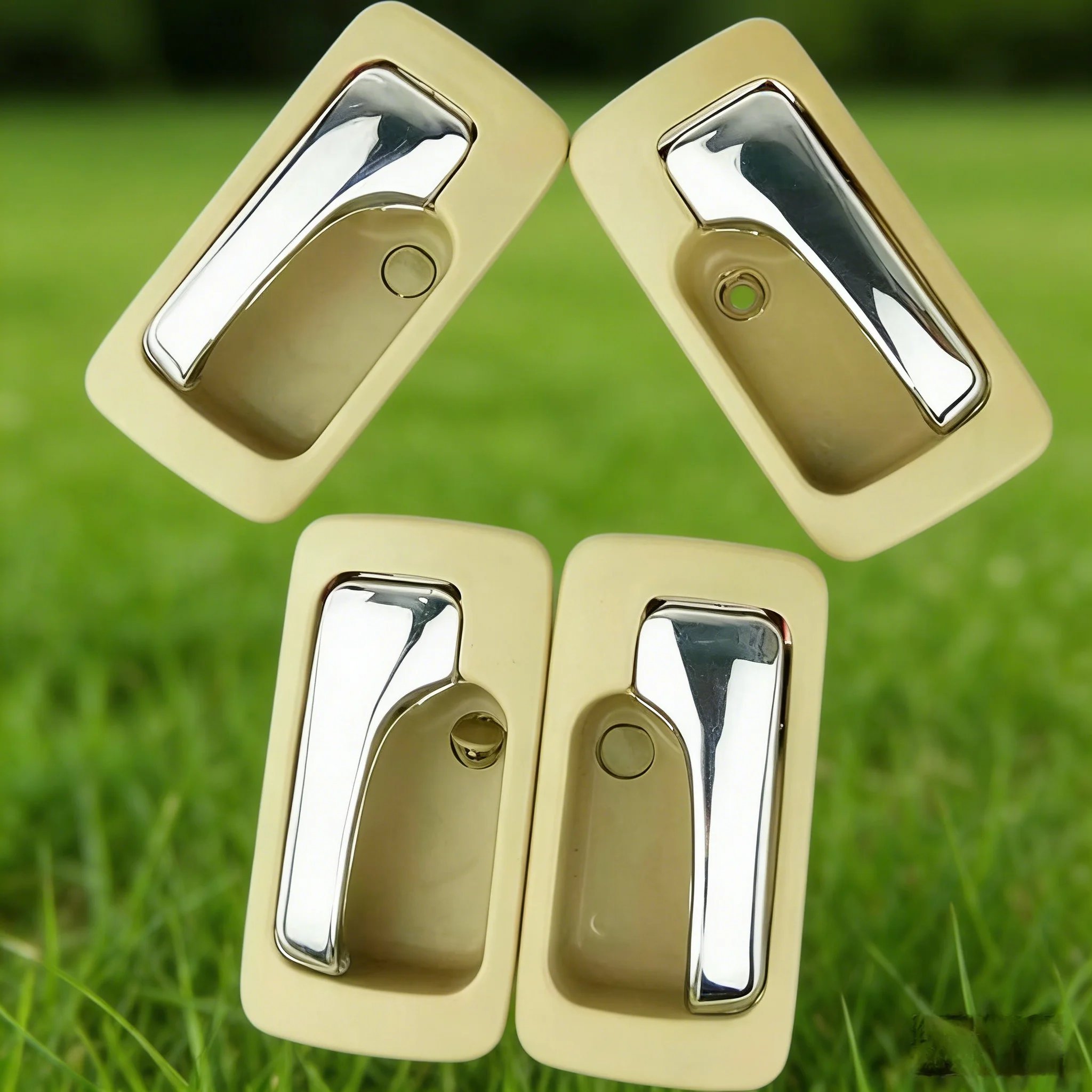 

Beige interior handle without holes,suitable for Honda's old fourth generation Accord 2.0 CB3 door interior handle models 90-93