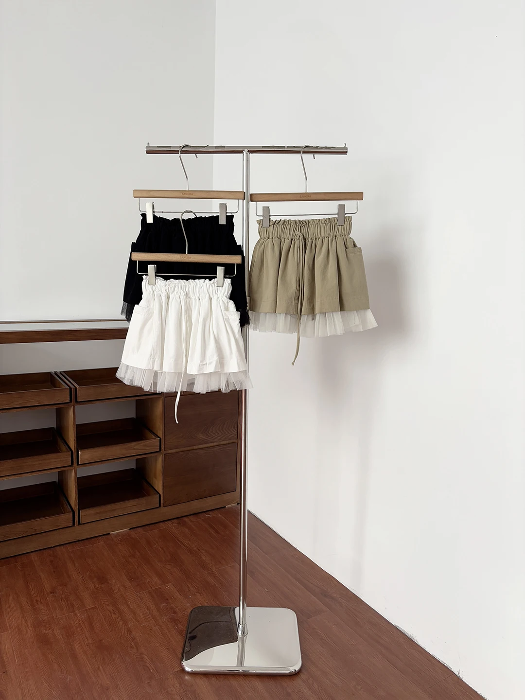 

Женская летняя короткая юбка с высокой талией, эластичным поясом на шнурке, сетчатыми вставками, многослойная, пышная, универсальная, с защитой от просвечивания