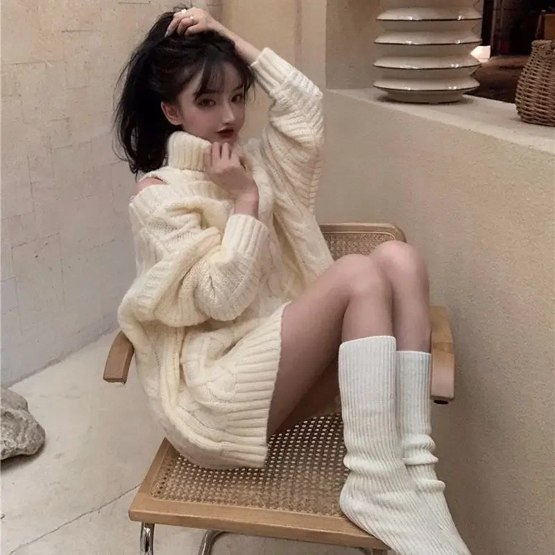 2020 New Winter Korean Style Sweaters Knitted Solid Color Pullovers Turtleneck Sweater Women Warm Off Shoulders Womens Clothes