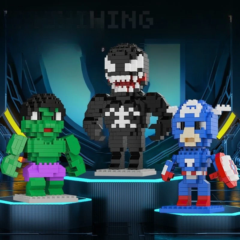 Królestwo Bestii Batman Spider-Man Iron Man Superman Figurka Model Kreatywna Dekoracja Stołu Ozdoba Chłopiec Zabawka Prezenty Hurt