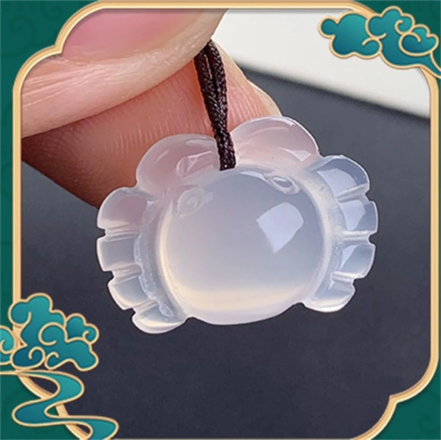 Cute Crab Pendant Necklace Natural White Agate Chalcedony Clavicle Chain Wealth Fortune Amulet Charm Jewelry for Women Girls