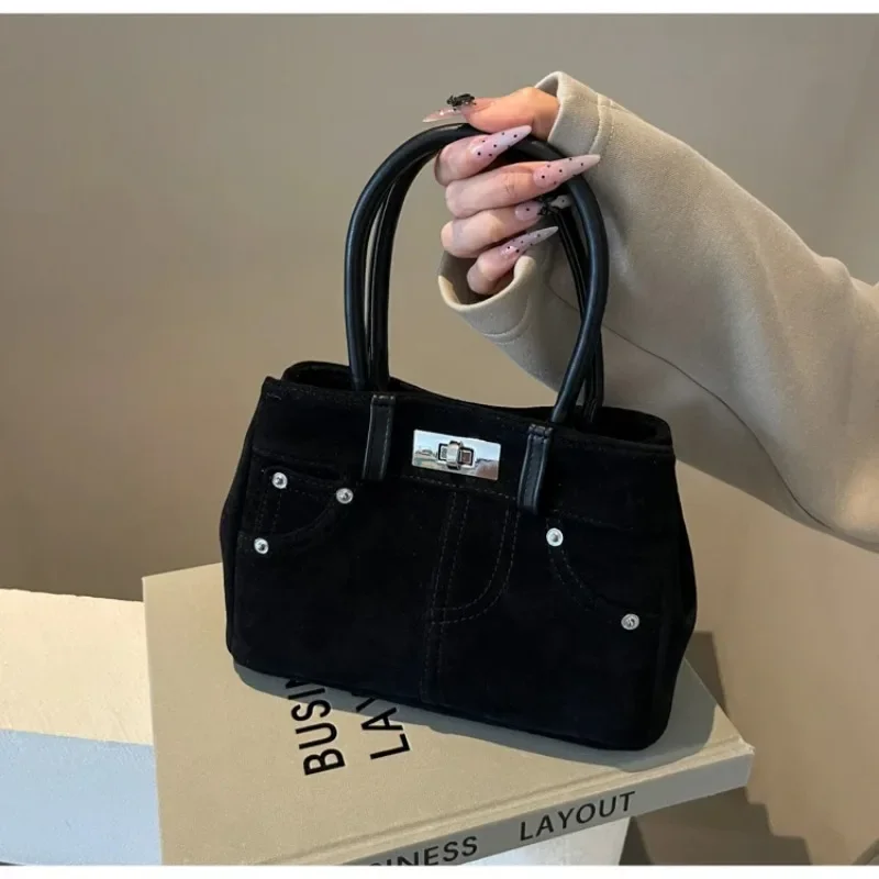 

Spring New Hasp Shoulder Bags Solid Sewing Niche Ladies Bags on Sale 2025 High Quality Temperament Versatile Women's Handbags