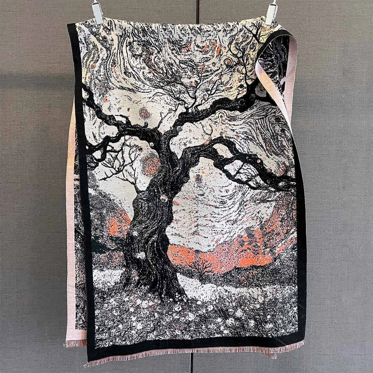 New Color Block Jacquard Acrylic Scarf For Women Winter Fashion Fringe Shawl Soft Warm Neck Warmer Elegant Decorative Neck Scarf