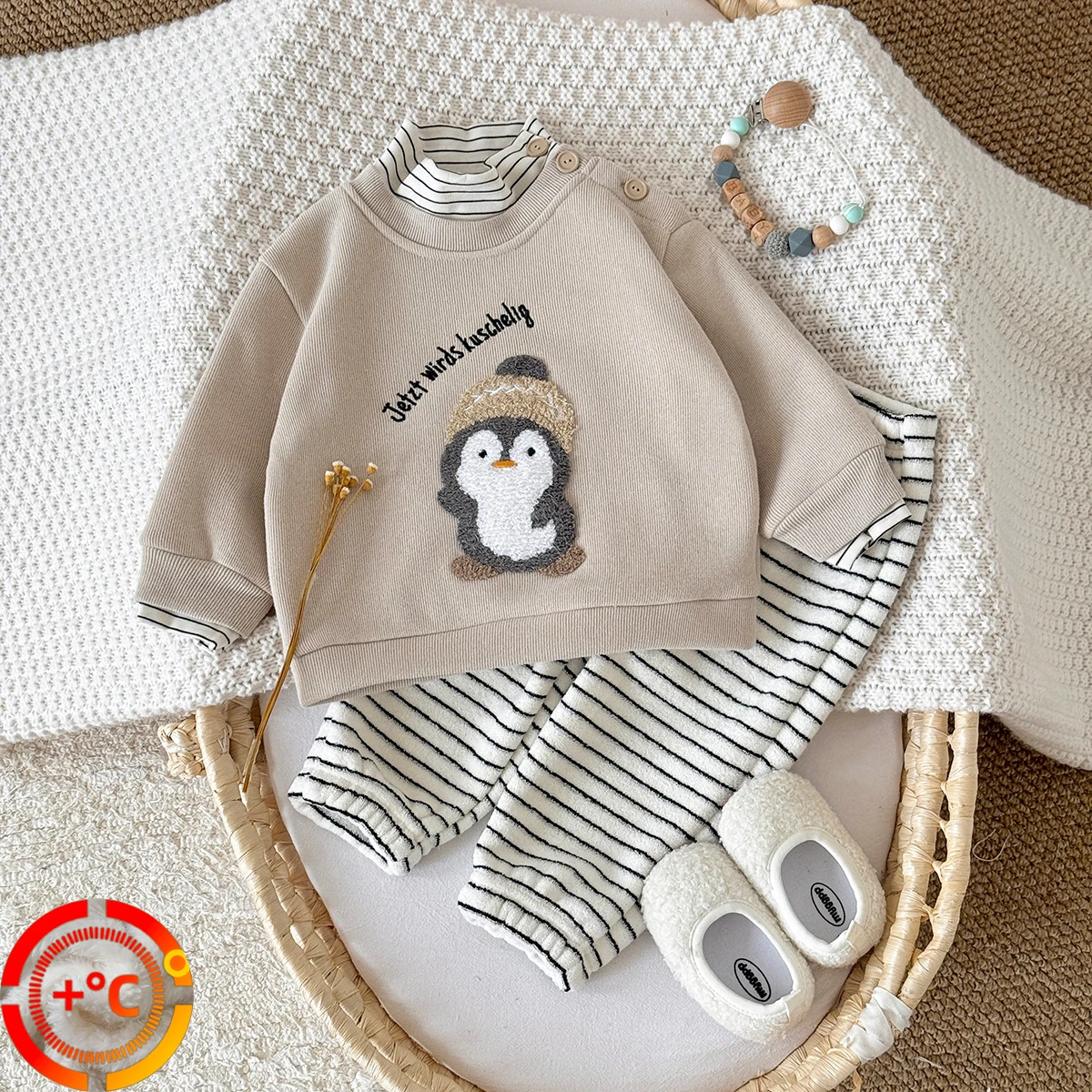 

2Pcs/Set Baby Boys/Girls Winter Penguin Embroidery Top+striped Pants For Newbron Baby Fashion Casual Wear Clothing