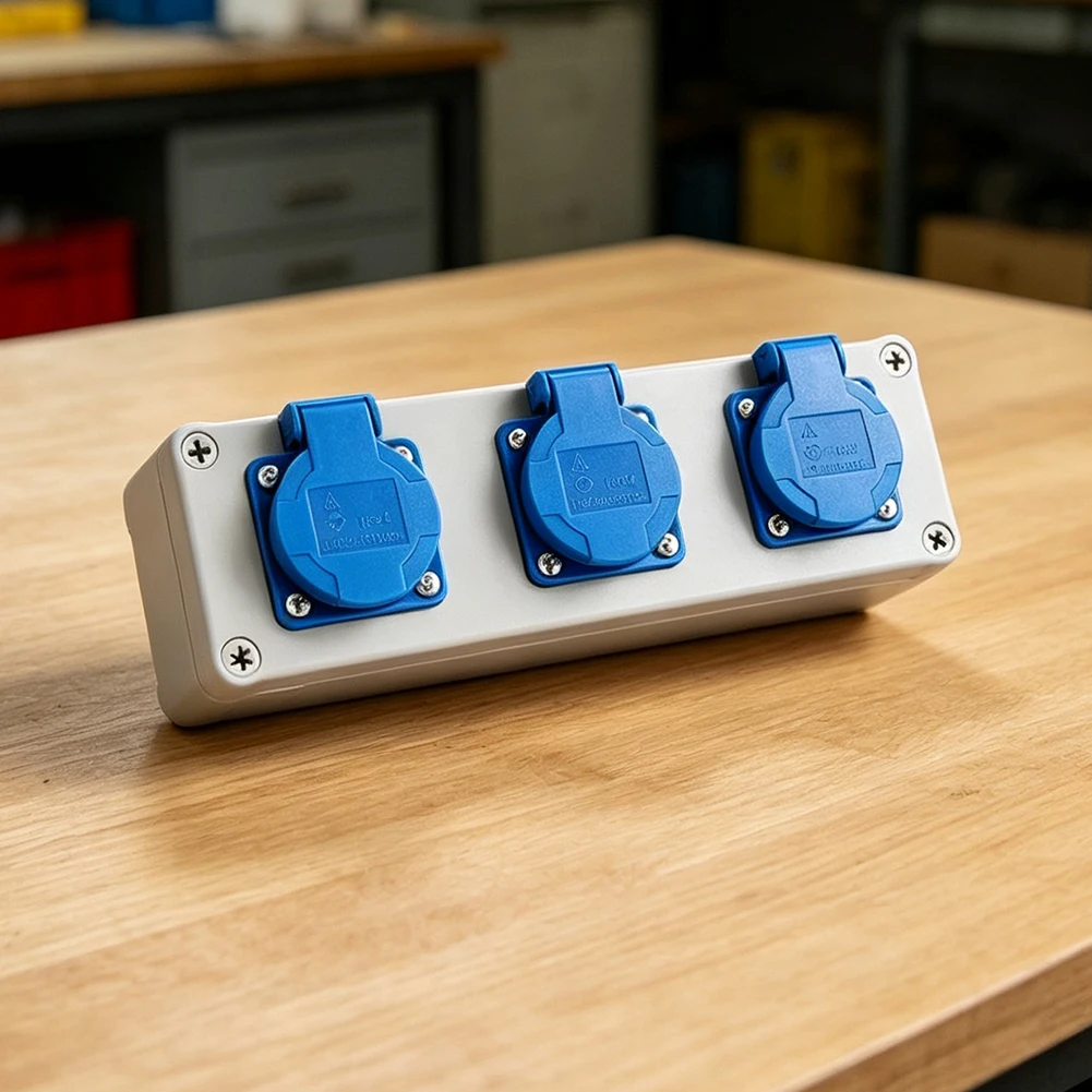 IP54 Wall Distributor Power Distributor Construction 16A 3x220V EU Type Sockets Compact For Site Workshop Garage Easy Wiring