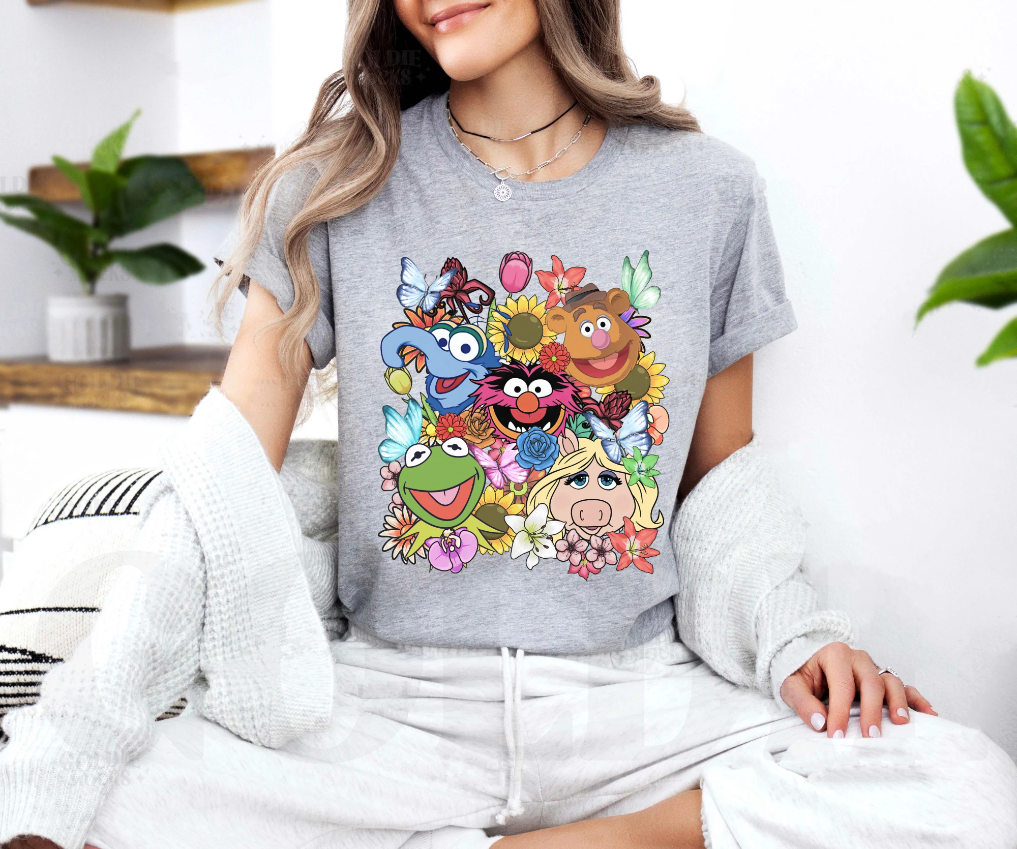 قمصان دمية ديزني على شكل زهور، ضفدع كومي، دب فوتز، دمى الحيوانات، قمصان ملكة جمال خنزير، ملابس عائلية من ديزني بارك