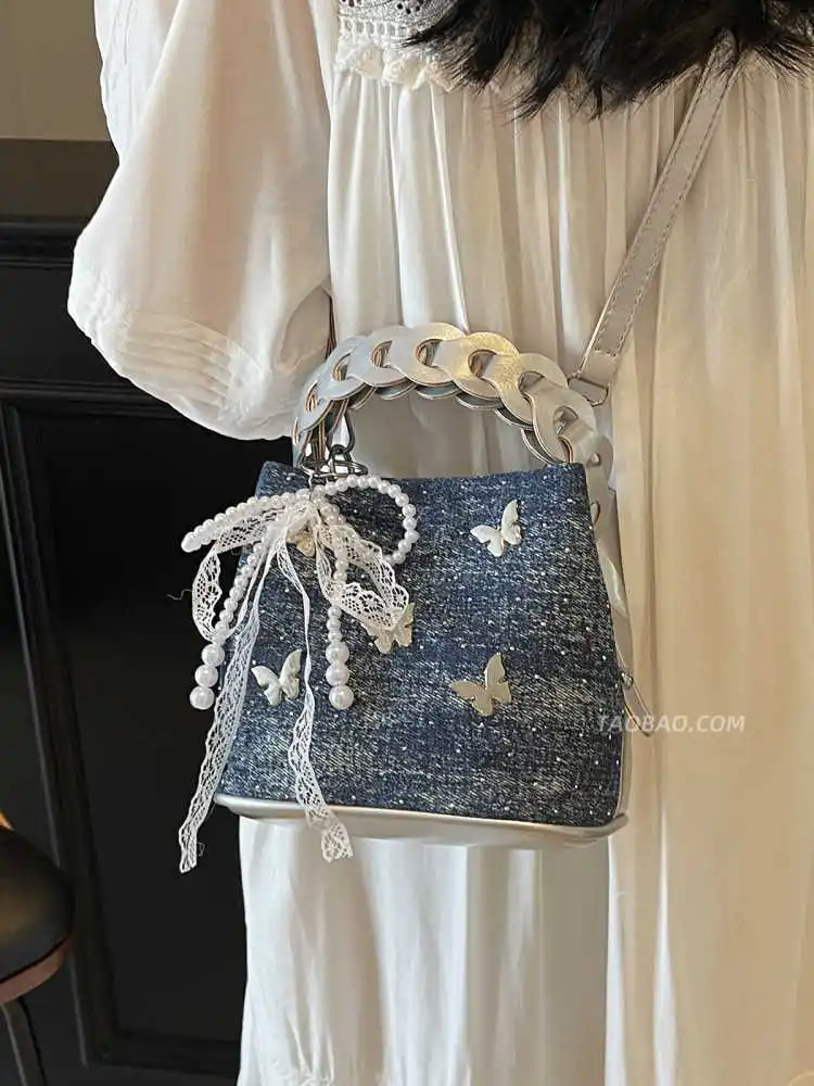 حقائب دلو فاخرة من قماش الدنيم للنساء جديدة متعددة الاستخدامات للتنقل من الماس اللامع حقائب كروس عصرية حقائب يد نسائية متخصصة