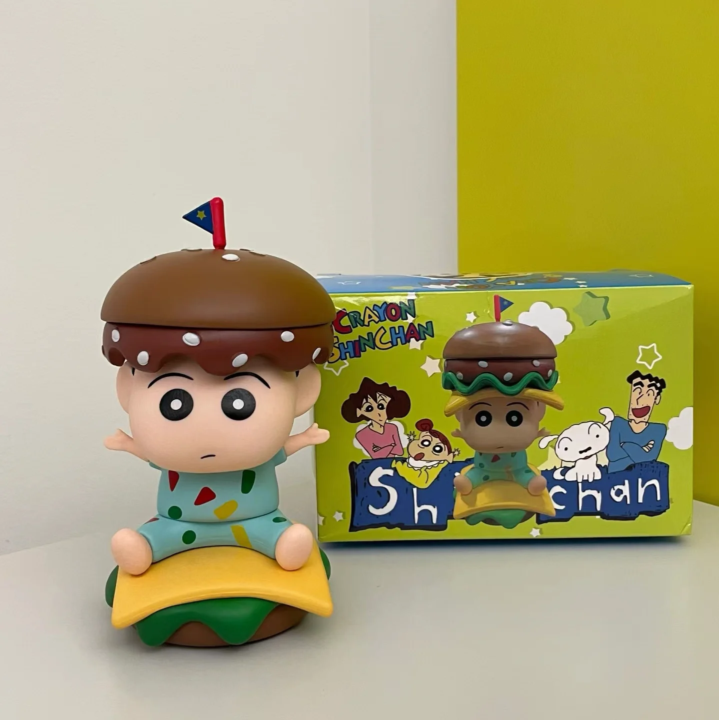 Crayon Shin chan Series Handheld Burger Doll Desktop Car Decor Home Decoration Birthday Gift