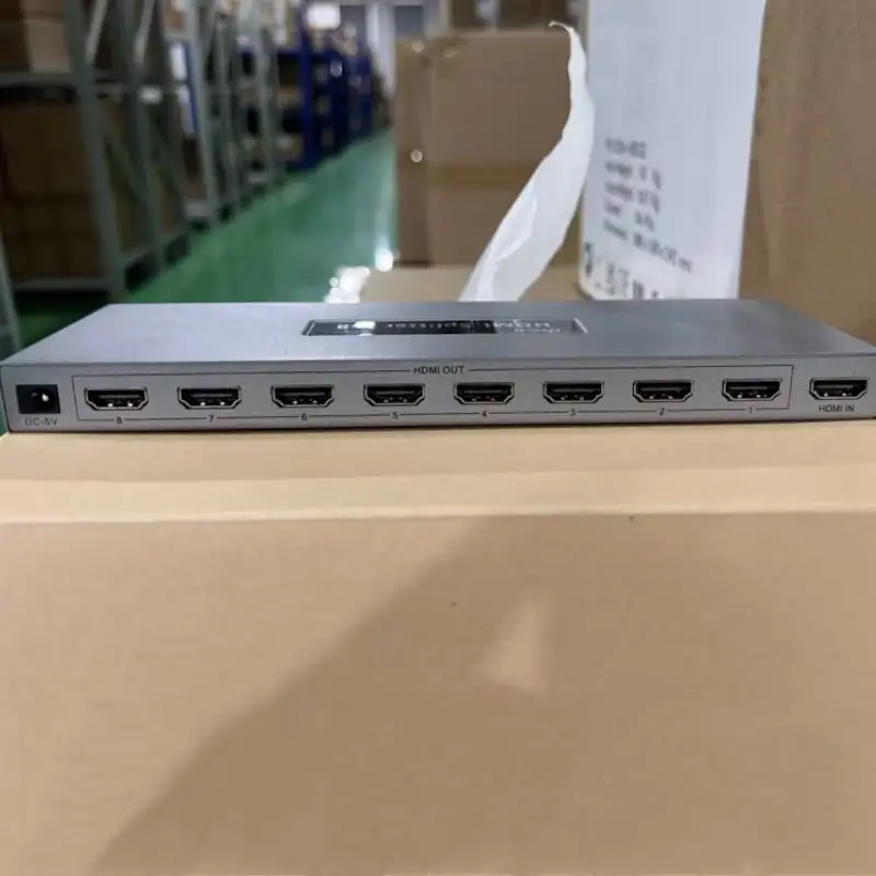 DTECH 4K HDMI Splitter 1 in 8 Output HDMI 2.0 Video Converter Splitter 1x8
