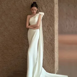Elegant One Shoulder Mermaid Wedding Dresses Comfortable Satin Bridal Dress With Small Train New Simple Evening Dress Customized