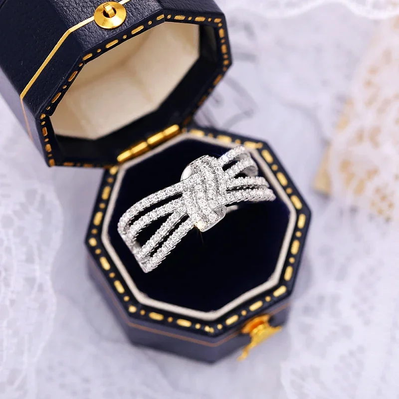 Huitan Romantic Knot Shape Rings for Lady with Brilliant Cubic Zirconia Gorgeous Exquisite Engagement Jewelry Delicate Accessory