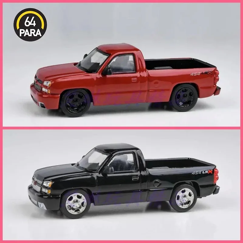 

Pre-sale PARA 1:64 Scale Silverado 2006 Pickup Truck Alloy Car Model Collection Display Ornament Toy Gift