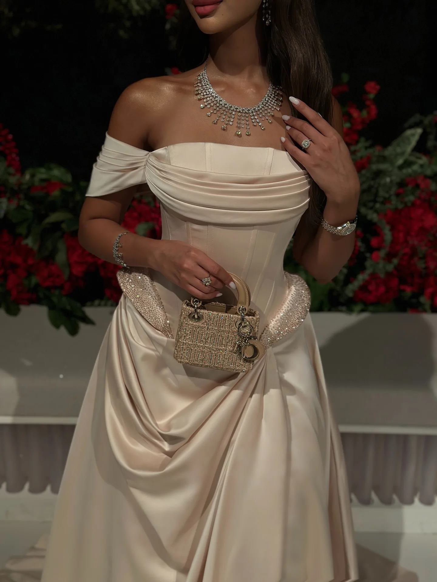 

Luxury Saudi Style Champagne Formal Evening Gowns Women Off Shoulder Corset Pleats Satin High Split Evening Dresses with Train