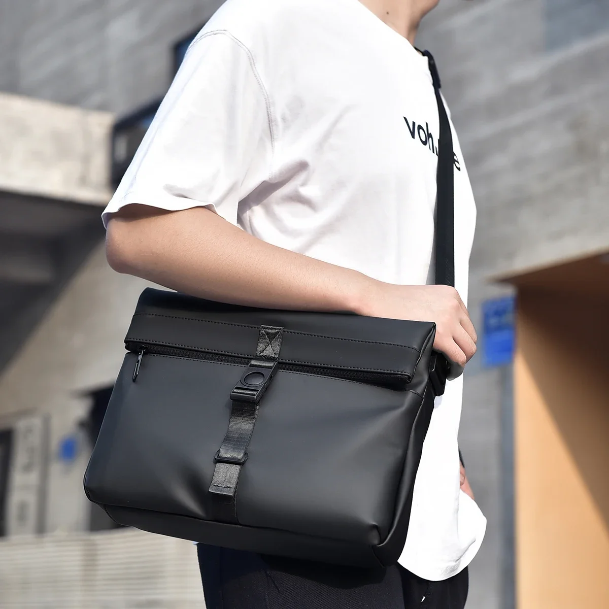 حقيبة كروس بودي مقاومة للماء للرجال ، قماش أكسفورد ، حقيبة كتف رجالية يومية للركاب ، حقيبة سفر خفيفة الوزن للشباب