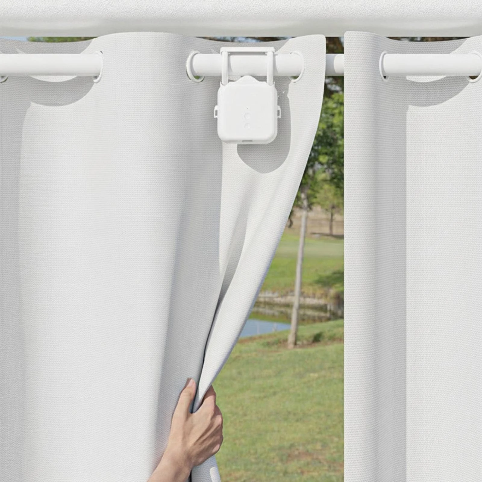 2 Pieces Motorized Curtain Assistant Compact Roman Rod Curtain Opener with Hanging Bracket Slim Versatile Compatibility