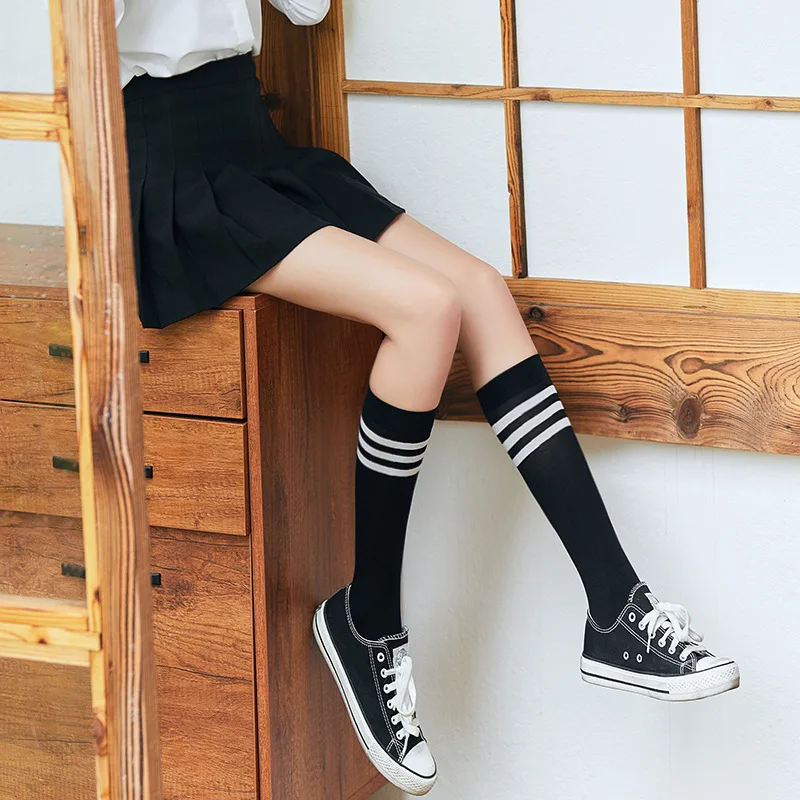 Autumn Black and White Striped JK Knee-Length Mid- Silk Stockings Velvet Micro Transparent Female Calf Socks Factory W