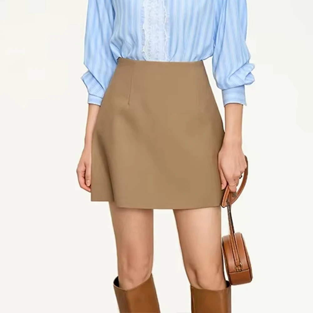 กระโปรงสั้นลำลอง เอวปกติ ทรงเข้ารูป แฟชั่นเสื้อผ้าผู้หญิงสำหรับฤดูใบไม้ร่วงและฤดูหนาว ทรงเอ ไม่มีลวดลายตกแต่ง