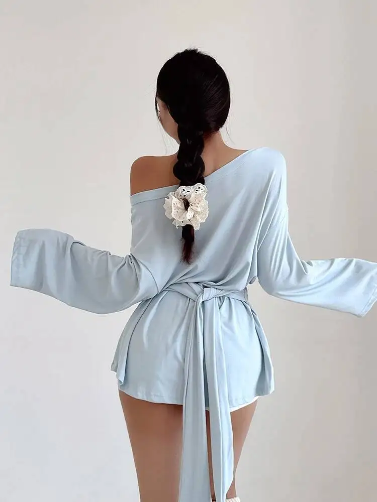 تي شيرت فضفاض بكتف واحد وأكمام طويلة للنساء بتصميم كسول لخريف وشتاء 2024 فستان علوي أنيق بحزام الخصر SGZ9