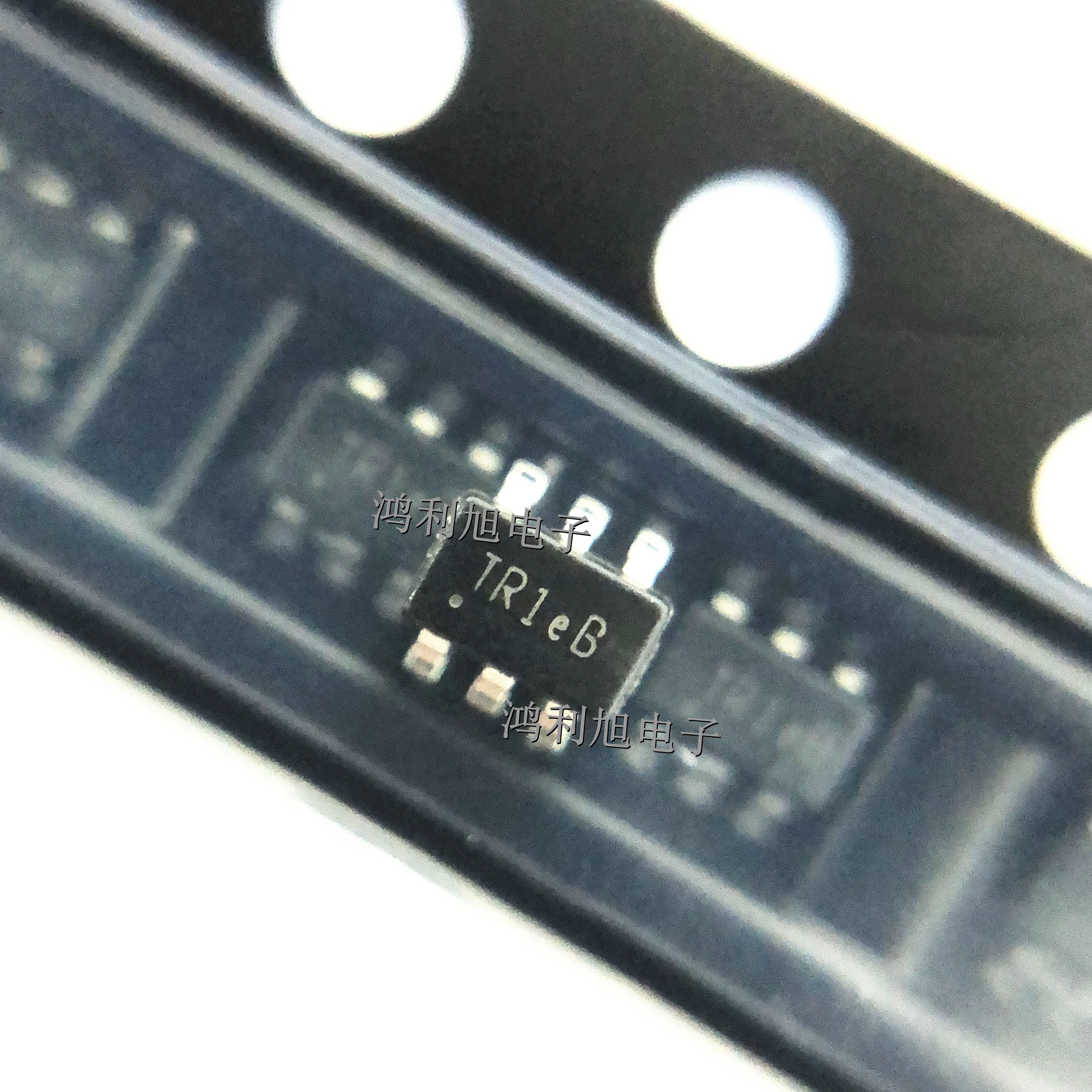 10PCS/Lot 74LVC1T45DW-7 MARKING: TR Voltage Level Translator 1-CH Bidirectional 6-Pin SOT-363 T/R