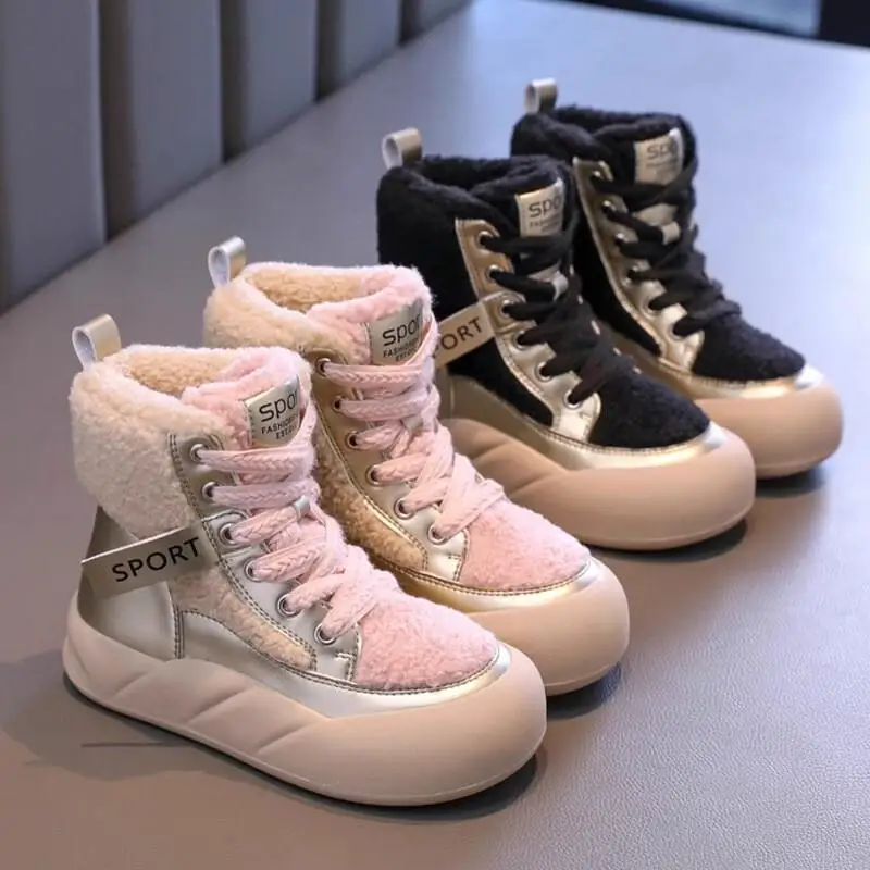 รองเท้าเด็กแฟชั่นสไตล์ Y2K น่ารัก รองเท้าบูทหิมะสำหรับเด็กผู้หญิง ฤดูหนาว 2025 รุ่นใหม่บุขนหนานุ่ม รองเท้าผ้าฝ้ายเด็กไซส์ใหญ่