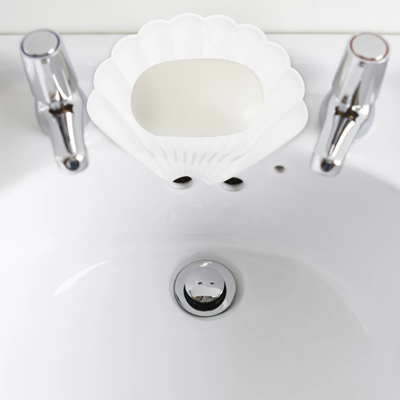 

5pcs Holder Self Draining Tray Self Draining Soap Tray Shell Shaped Storage Rack Bathroom Sink Soap Holder Kitchen Hotel Use