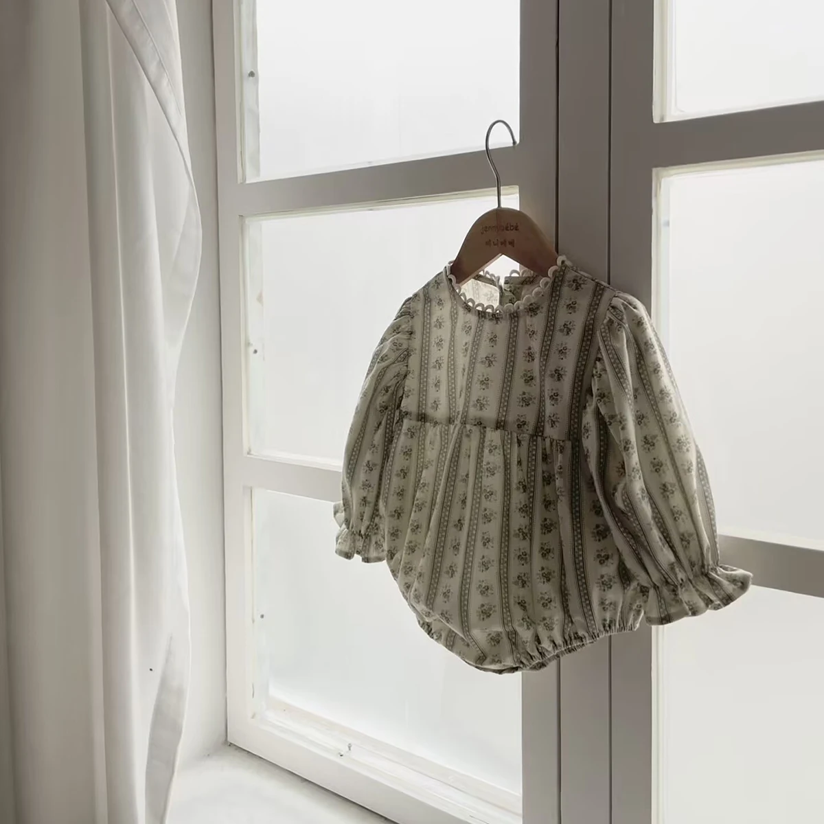 Thumbnail 4 - #10 Low Cost Baby Cotton Bodysuits That Work