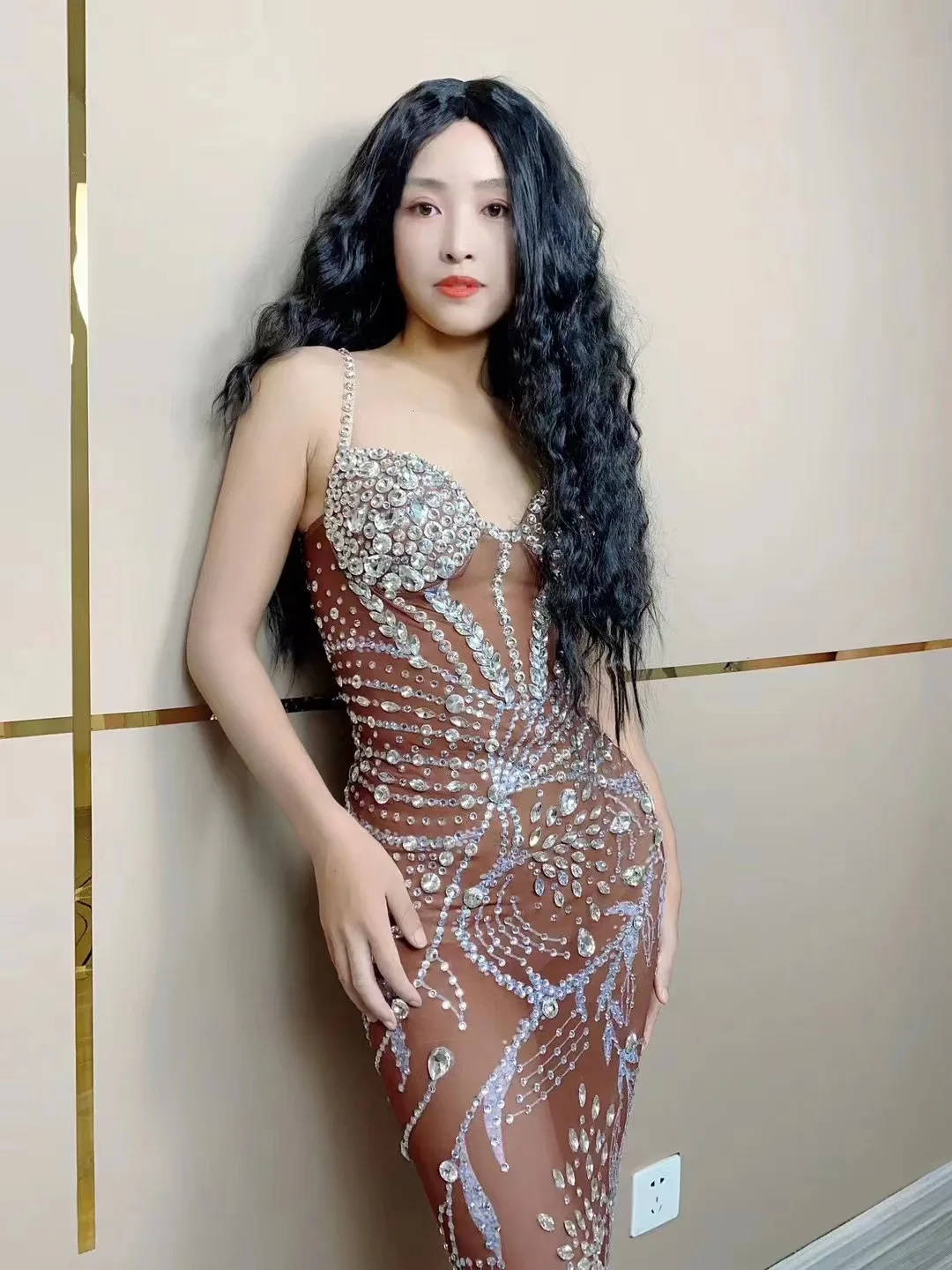 Customized New Sexy Lace Transparent Diamond Pearl Sequins Feather Water Diamond Wrap Hip Dress Long Dress Performance Dress