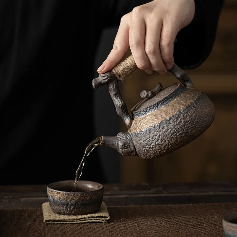 Hemp Rope Handle Dead Wood Beam Pot Japanese Gilt Iron Glaze Coarse Pottery Teapot Household Tea Maker Teapot Holder Collection