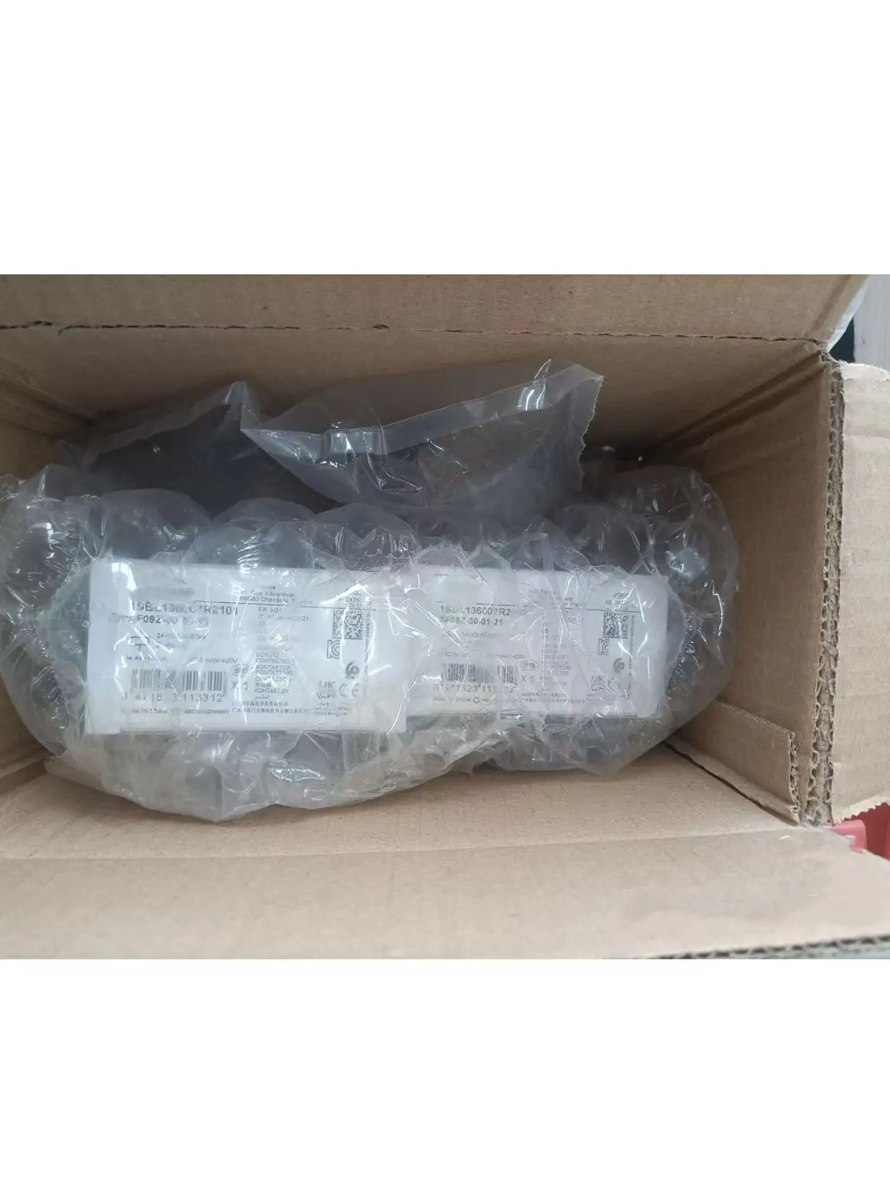 

Brand new original AF09Z-30-01-21 1SBL136001R9001