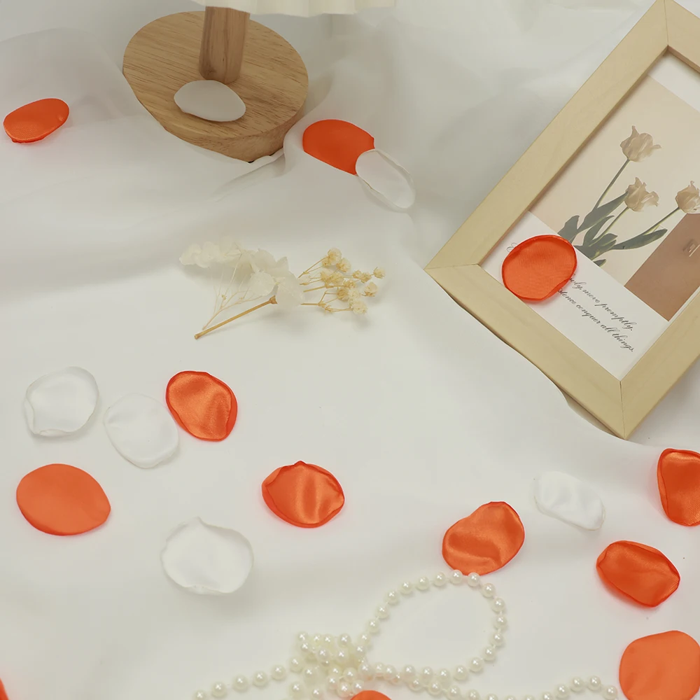 

100pcs Mixed Color Rose Petals Wedding Accessories Wedding Roses in Bouquets Wedding Decoration Silk Petals Complementos de Boda