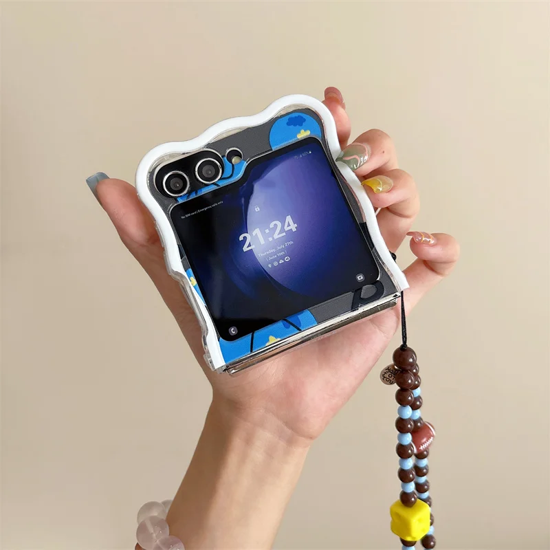 เคสโทรศัพท์ลายแมวน่ารักสไตล์เกาหลี พร้อมโบว์และลายคลื่น สำหรับ Samsung Galaxy Z Flip 6 7 5 4 3 ZFlip5 zflip6 พร้อมสายคล้องมือ ลายการ์ตูน