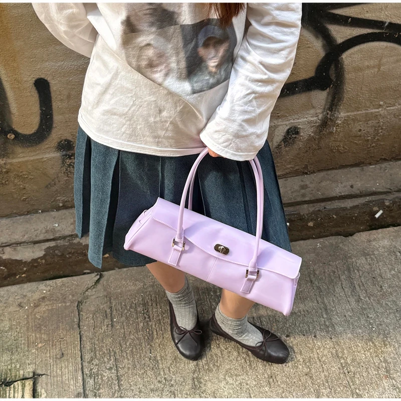 Transparente Macaron-Farbene Schnallen-Flip-Hobo-Unterarmtasche, Leichte Damen-Handtasche mit Obergriff, Französisch-Schicke Lange Henkeltasche – Detail 9