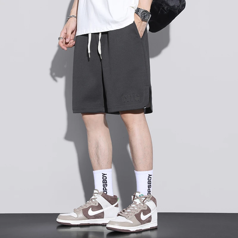 Shorts for men in summer, thin, loose, breathable beach mid length pants for men, 2024 new sports and casual five quarter pants