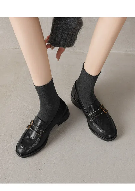 

Women’s Genuine Leather Vintage British Loafers Round Toe Studded Slip-On Chunky Heel Dress Shoes Fashion Versatile Flats