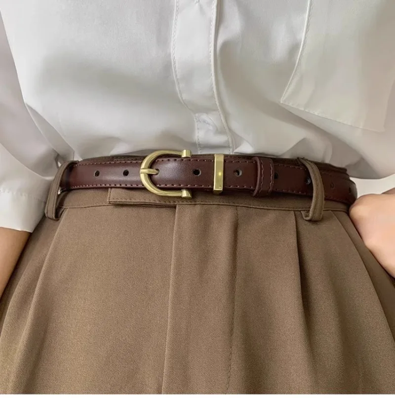 

Retro Casual Belt for Women - Slim Leather Waistband, Black Jeans Belt, Korean Street Style, Comfortable & Adjustable