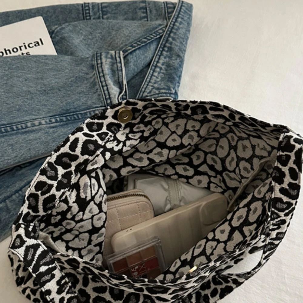 

All-match Cloth Leopard Print Crossbody Bags Retro Geometric Shoulder Bag Handbag Large Capacity Messenger Bag Outdoor