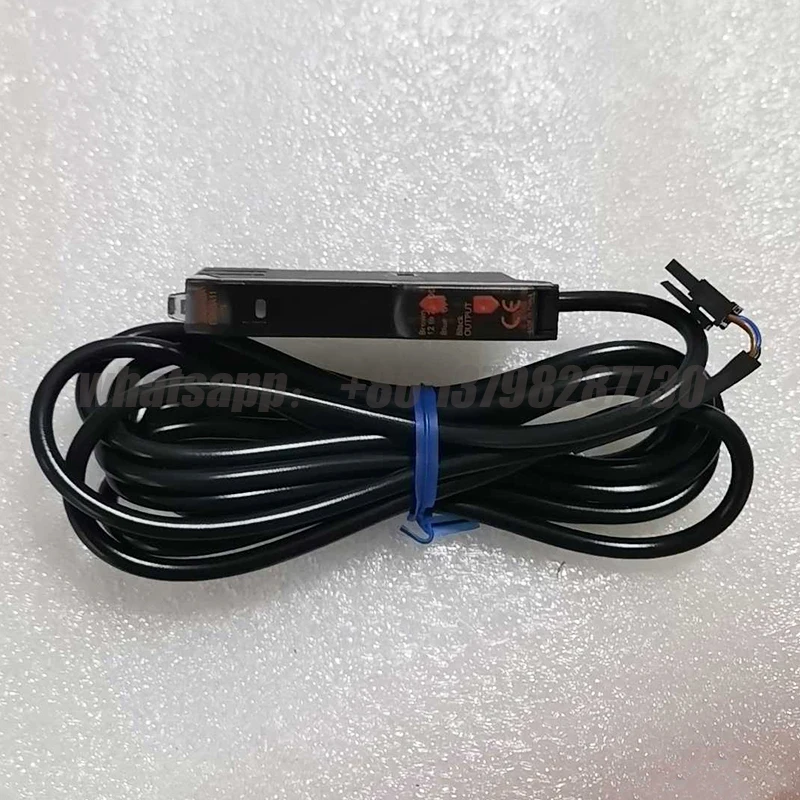 Новый оригинальный телефон  E3X-DA11-N