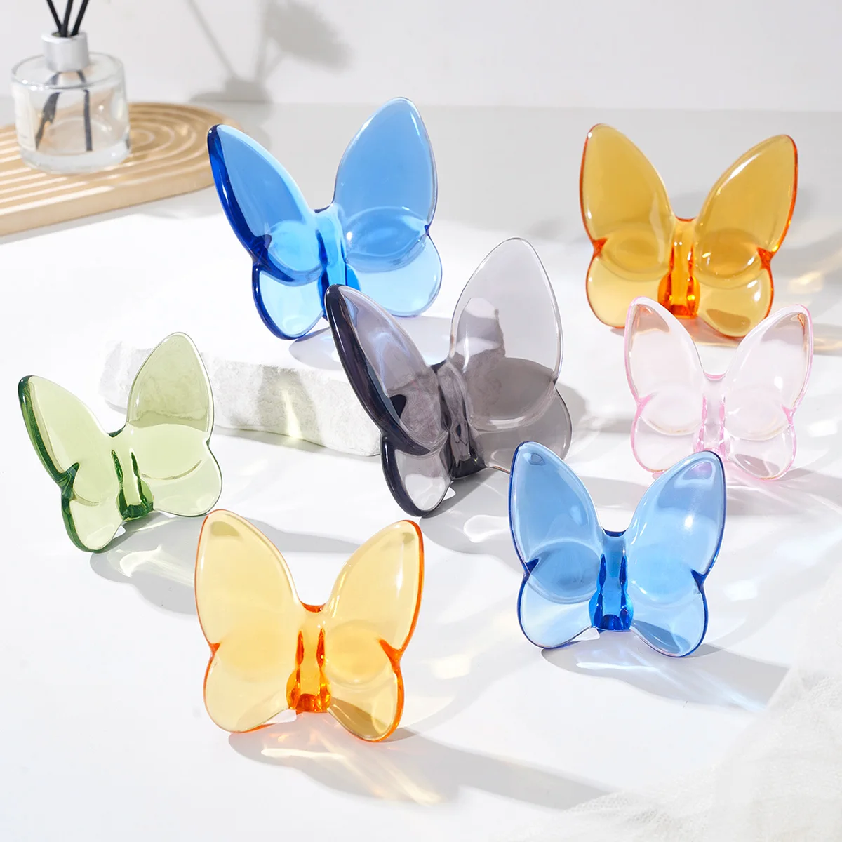 1PC, Simple Butterfly-Shaped Decorative Item, Acrylic Butterfly-Shaped Desktop Decoration, Suitable for Party Scene Arrangement