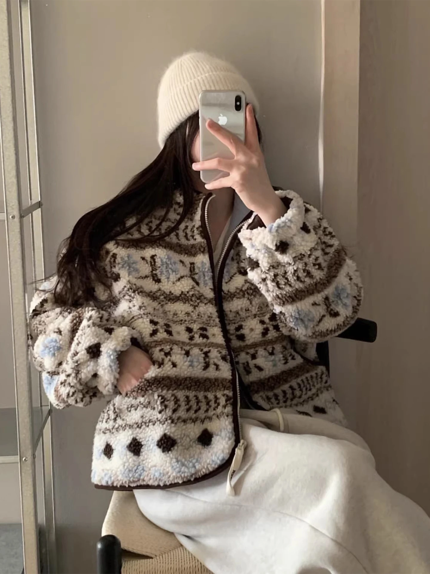 

Женская куртка из меха ягненка, пушистая, теплая, осенне-зимняя, винтажная, для поездок на работу, из полиэстера, волокна, длинная молния све