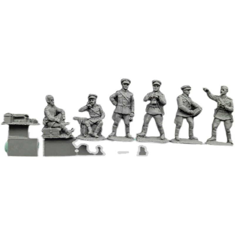 1/72 Scale Die-cast Resin Soviet Officer Team Model Assembly Kit (unpainted)