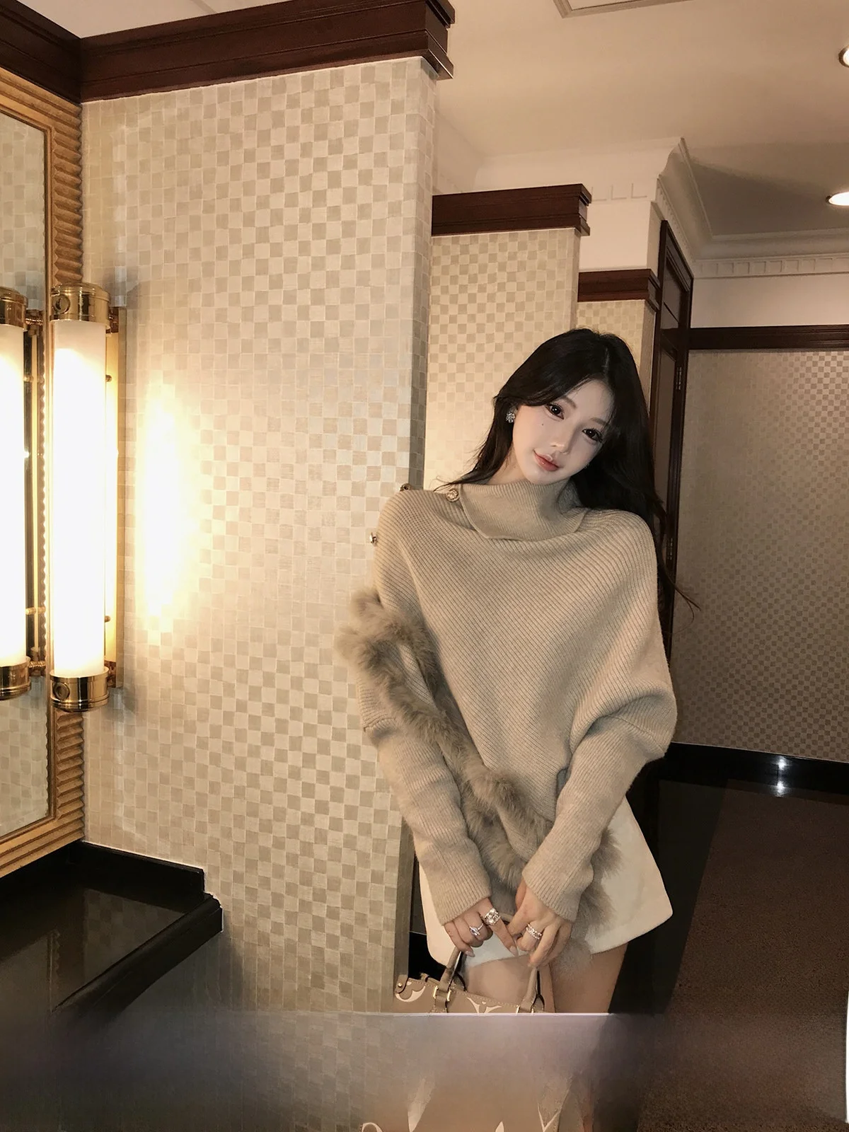 

Женский зимний облегающий универсальный свитер с высоким воротником Ele Khaki, кардиган Yoyozhang Zhang Yuyu Moonlight