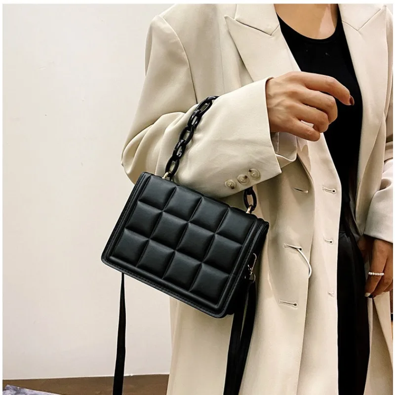 

Embossed Flap Crossbody Shoulder Bag Mini Handbags For Women Purses Mini Crossbody Bag Women's Bag Portable