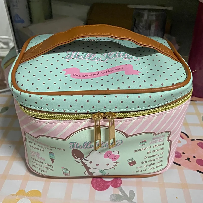 Kawaii sanhos Hello Kittys borsa cosmetica Anime Cartoon giapponese carino in pelle ad alta capacità portatile durevole borsa di immagazzinaggio di